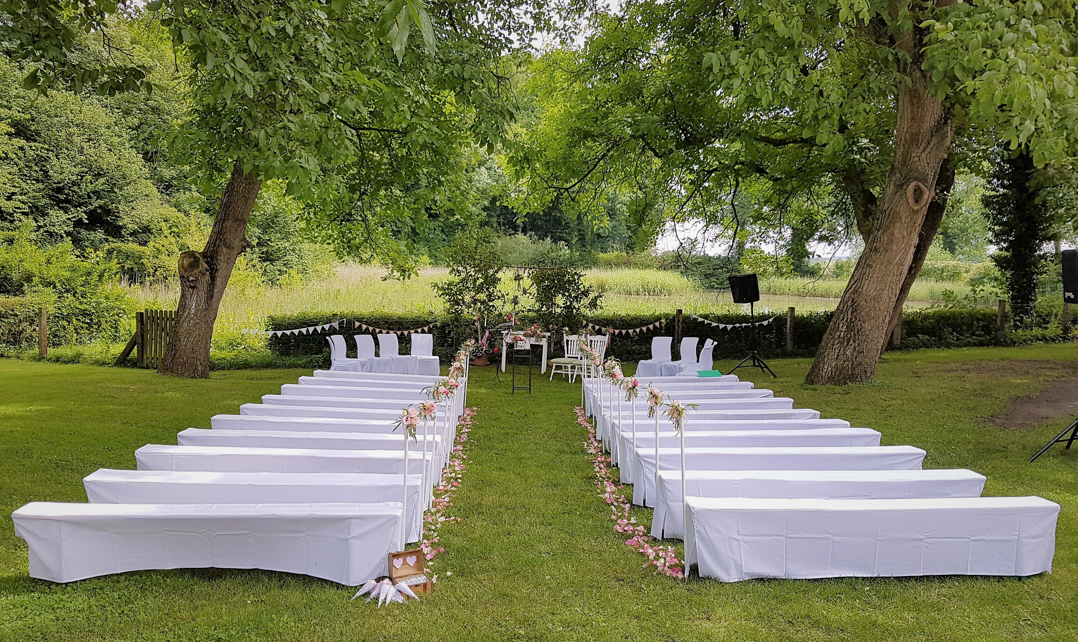 Elke Rott - Die Zeremonie - Freie Trauungen - Hochzeit - Trauung Rittergut Altenrode 20170715 132008