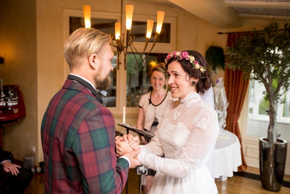 Elke Rott Freie Trauungen Foto Brandlicht49