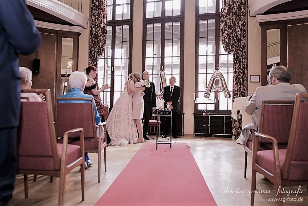 Elke Rott - Die Zeremonie - Freie Trauungen - Goslar TGA 9200