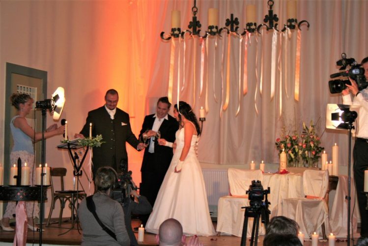 Elke Rott - Die Zeremonie - Freie Trauungen - Frank, der Weddingplanner - Pro7